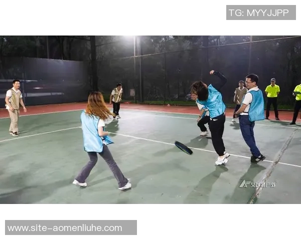 周芳独家揭秘飞盘技巧与心得分享助你轻松掌握这项运动的魅力与乐趣