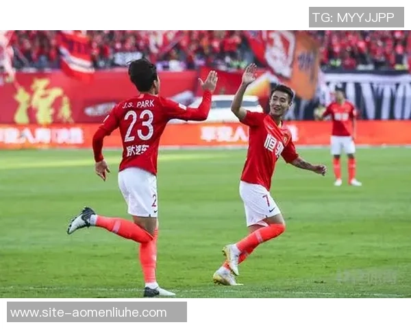 头晕胜利船与恒大对决的精彩瞬间与战术分析